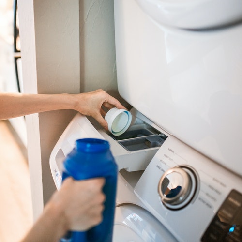 Why You Should Choose Laundromat over doing Laundry at Home