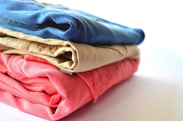 Signs That You Need a Laundry Service